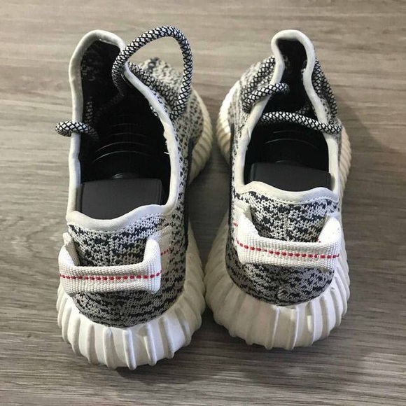 Yeezy Turtle Doves - Picture 5 of 8